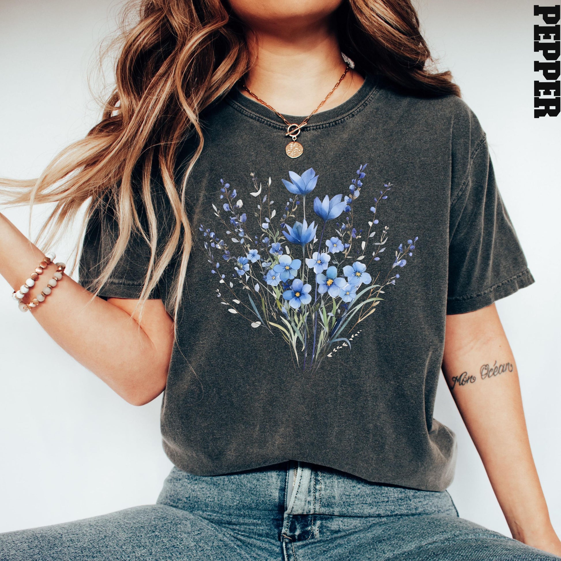 Comfort Colors® Blue Flower Bouquet Shirt, Flower Lover Shirt, Retro Floral Shirt, Flower Shirt, Plant Ladies Shirt, Gift for Nature Lover