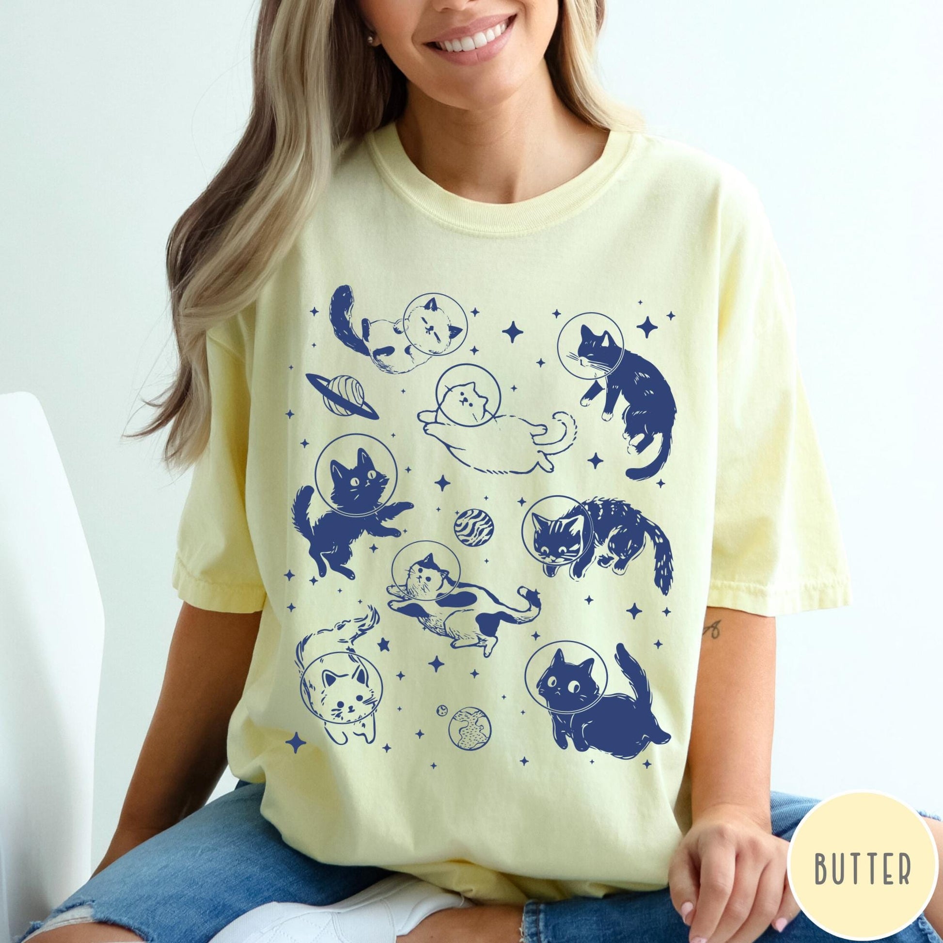 Cats in Space Comfort Colors® Shirt, Funny Cat Tshirt, Oversized Shirt, Aesthetic Graphic Retro Vintage T Shirt, Cat Lover Gift, Cat Tee