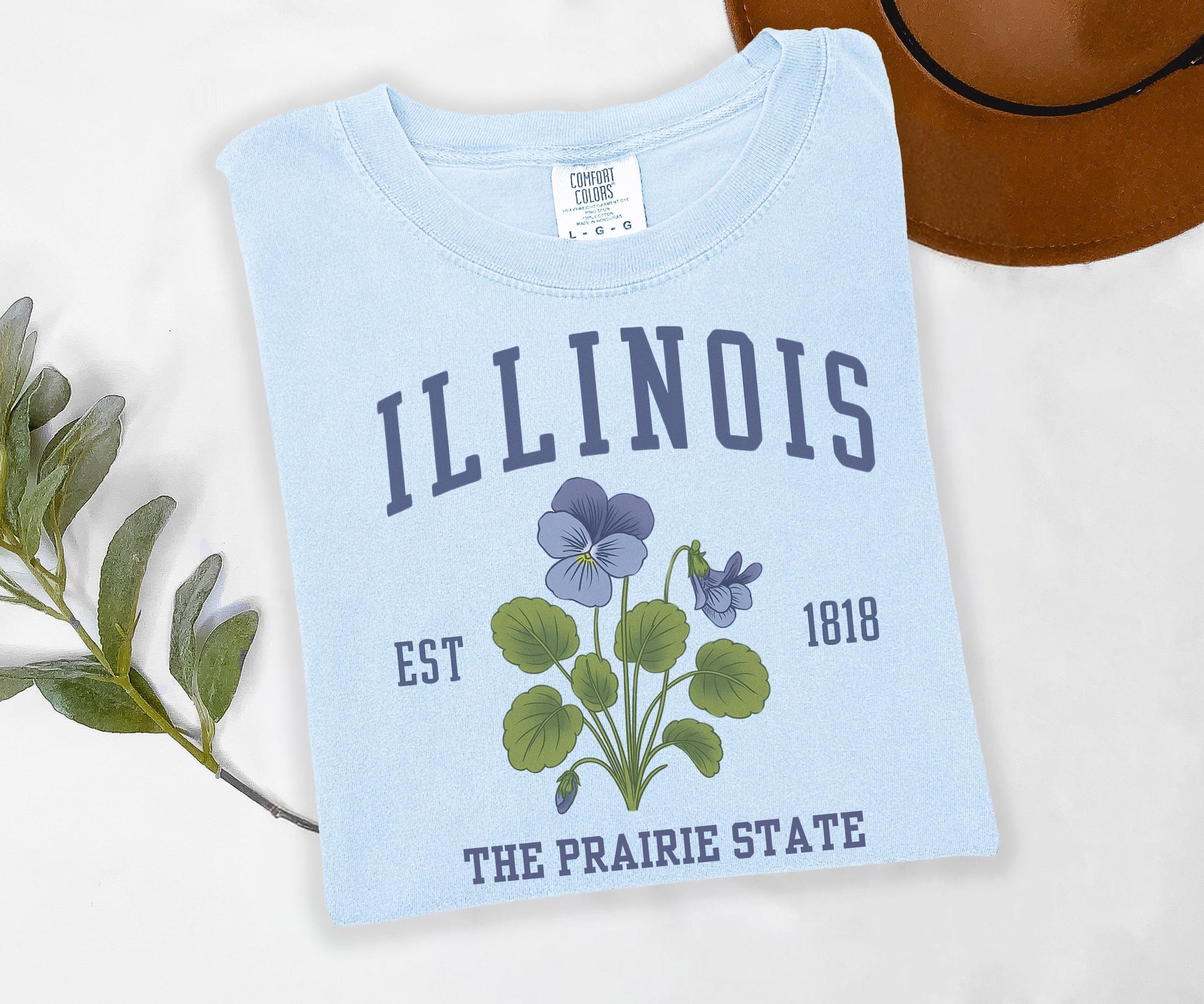Illinois State Flower Graphic Tee Prairie State Vintage Shirt for Chicago and Springfield Travel Lovers and Midwest Gift