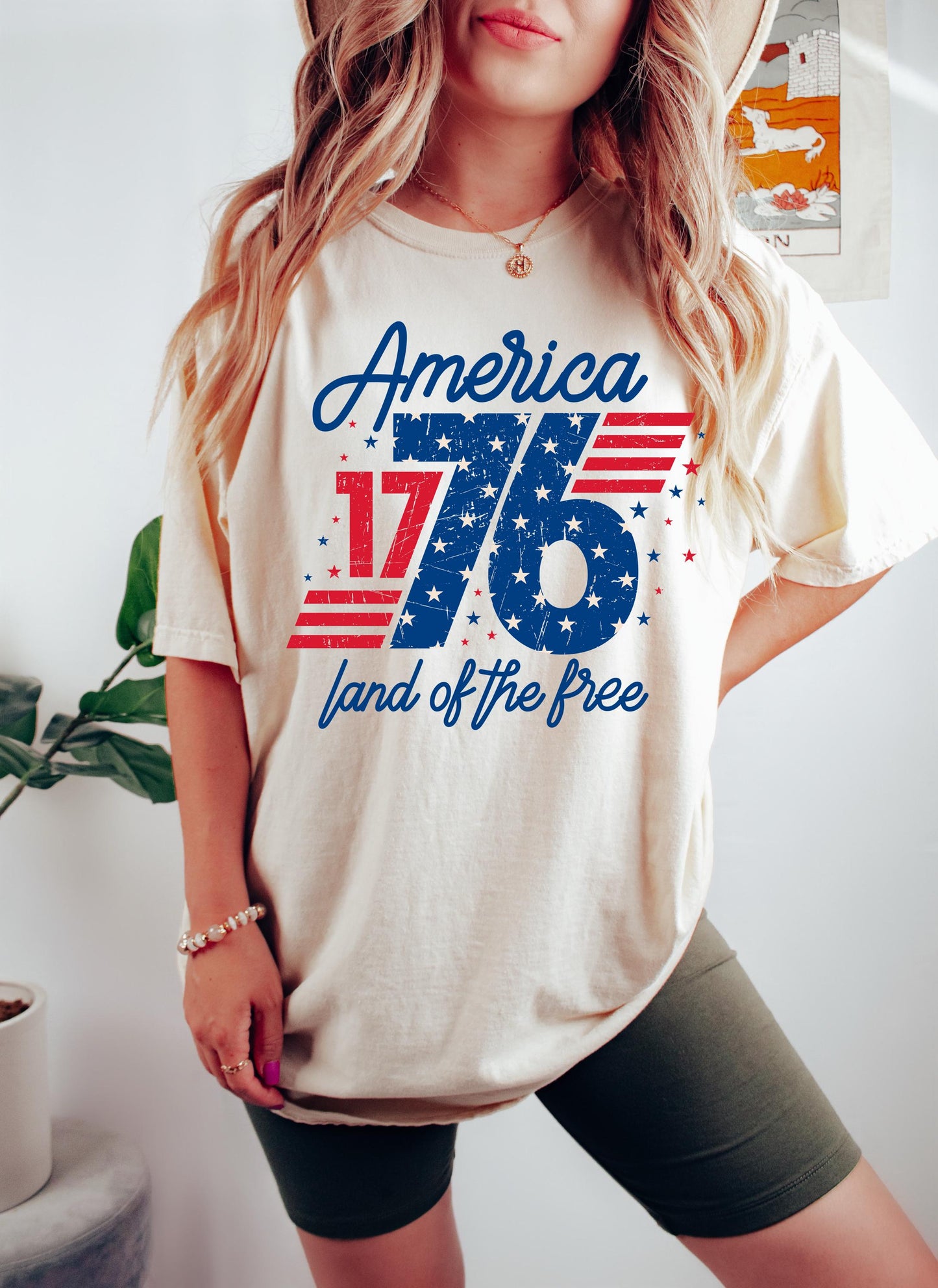 1776 America Shirt, Land of the Free USA T-Shirt, Patriotic Graphic Tee, 4th of July Shirt, Retro Independence Day Shirt Women,Retro USA Tee