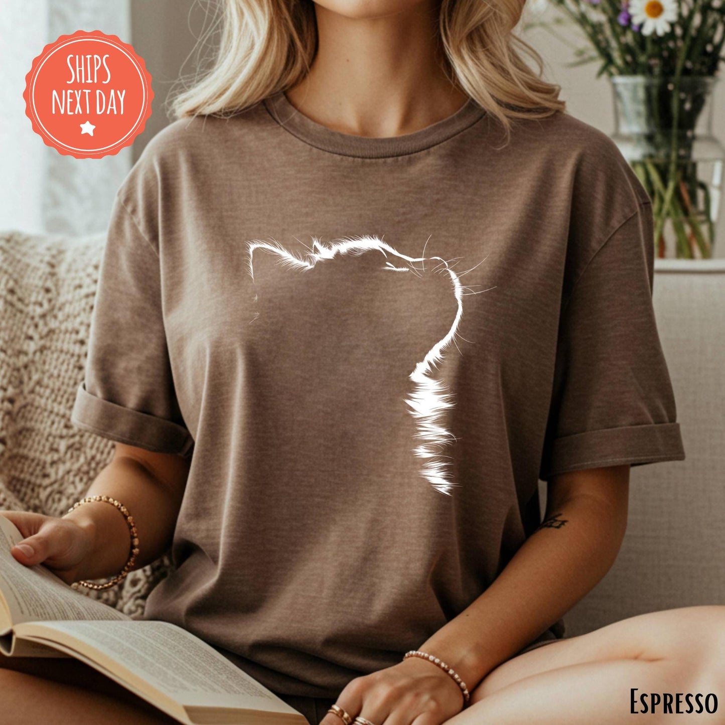 Cat Shirt - Cat Silhouette Tshirt - Cat Mom Tee - Gift For Cat Owner - Cat Lover Shirt - Cat Dad - Minimalist Cat Shirt - Cat Parents Gift