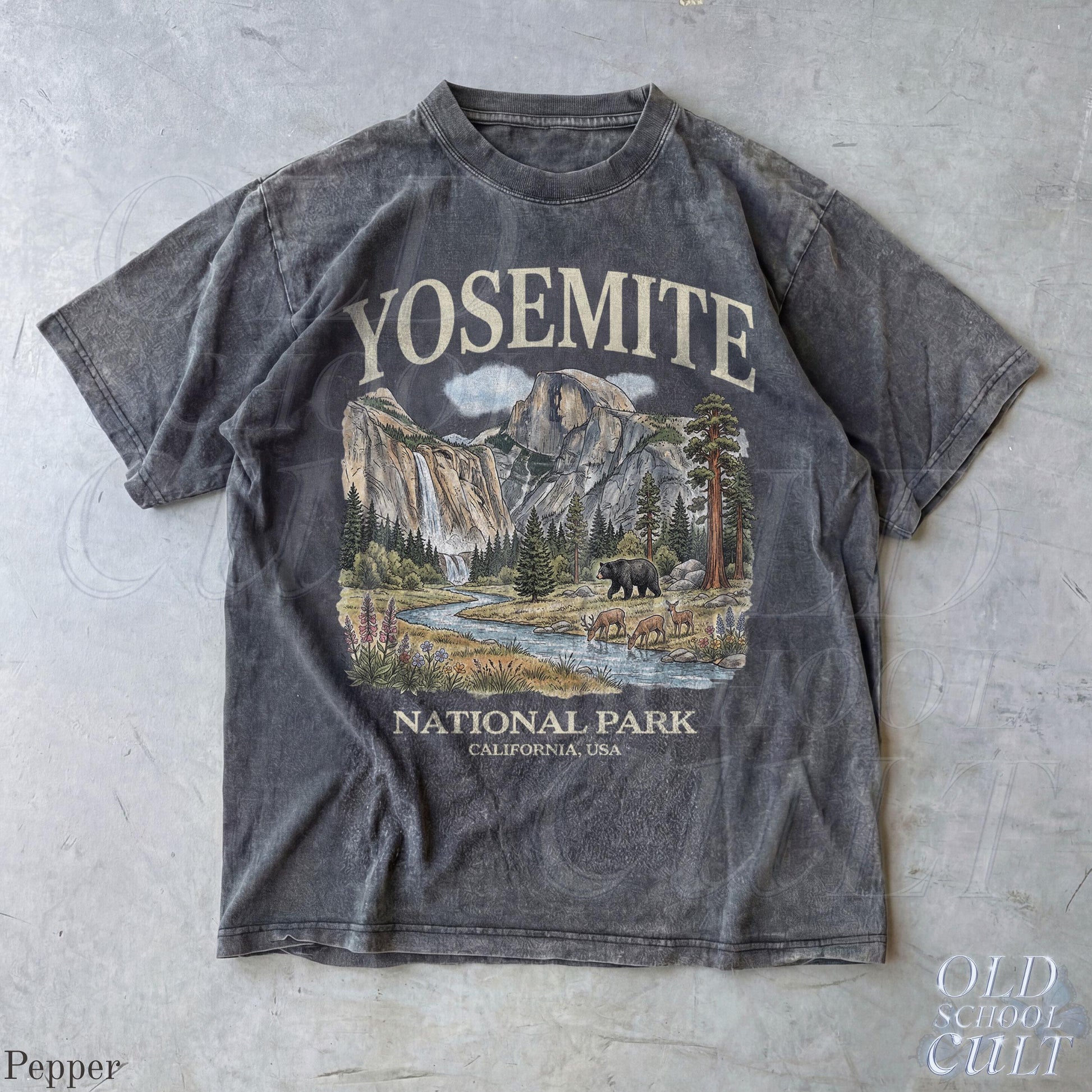 Yosemite National Park Vintage 90s Graphic T-Shirt, Retro Comfort Colors® California Wildlife Bear USA Unisex Tee