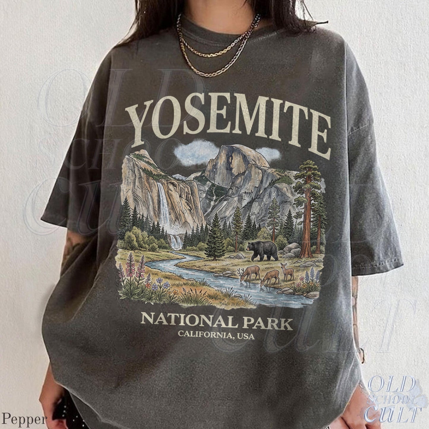 Yosemite National Park Vintage 90s Graphic T-Shirt, Retro Comfort Colors® California Wildlife Bear USA Unisex Tee