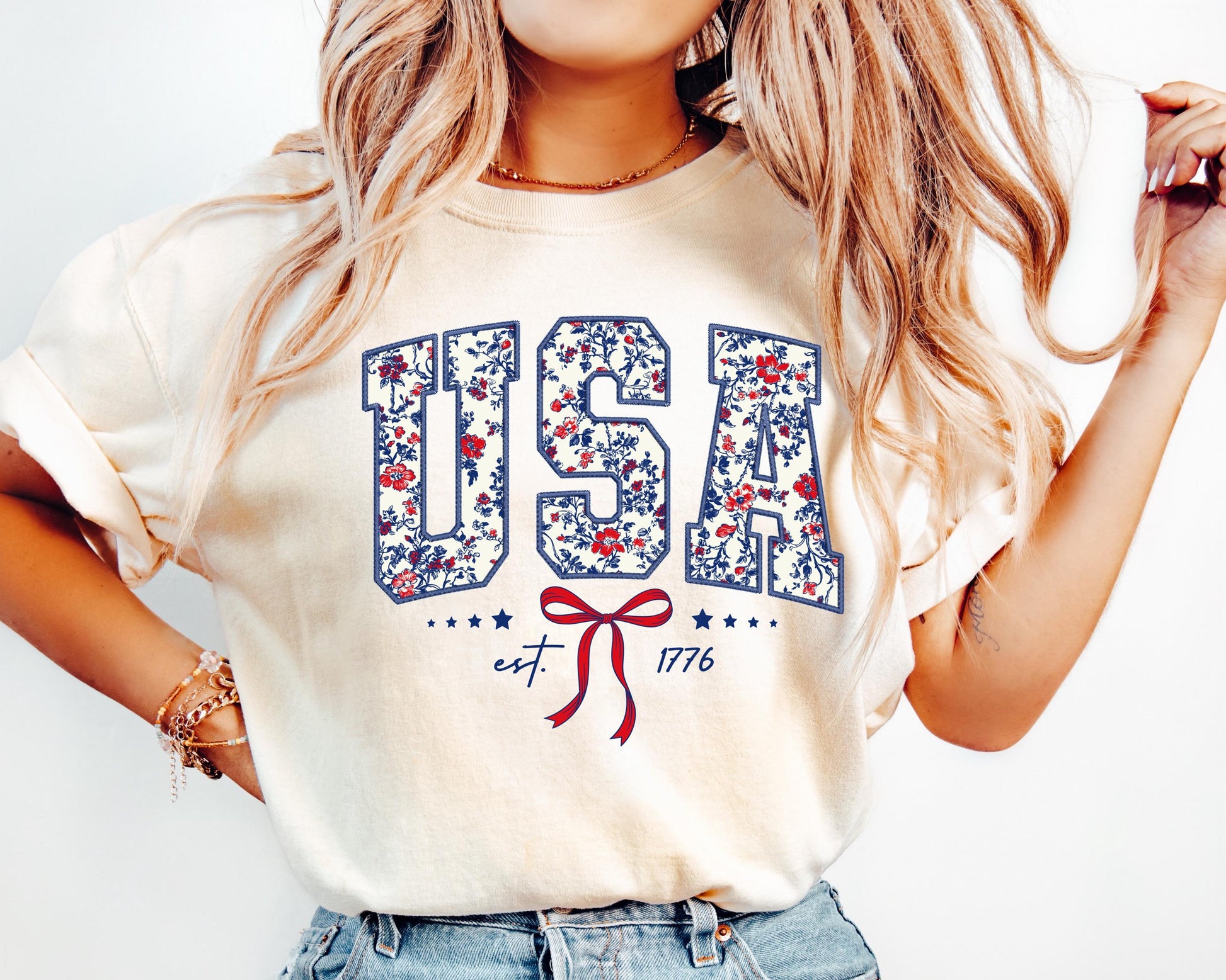 Comfort Colors Floral USA Est. 1776 Graphic T-Shirt, Coquette Patriotic Tee, Floral America Shirt, Preppy Women's 4th Tees