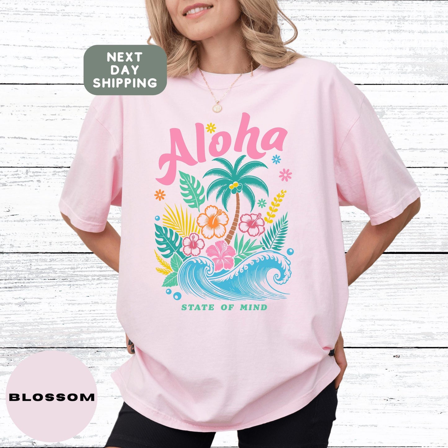 Comfort Colors® Aloha Shirt Retro Hawaii Graphic Tee Island Vibes Hula Girl T-Shirt Summer Beach Vacation Top State of Mind