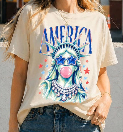 America Statue of Liberty Shirt, Patriotic Bubble Gum Tee, 4th of July USA Shirt, Cute Liberty Graphic Tee, Summer America Tee