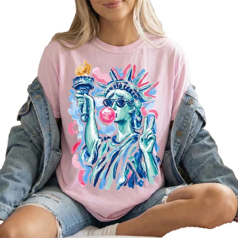 America Statue of Liberty Shirt, Patriotic Bubble Gum Tee, 4th of July USA Shirt, Cute Liberty Graphic Tee, Summer America Tee