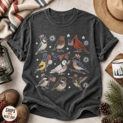 USA 250th Anniversary Bird Comfort Colors®, Patriotic American Birds Tee, Vintage Independence Day Animal Top, Comfort Colors® USA Gift Tee