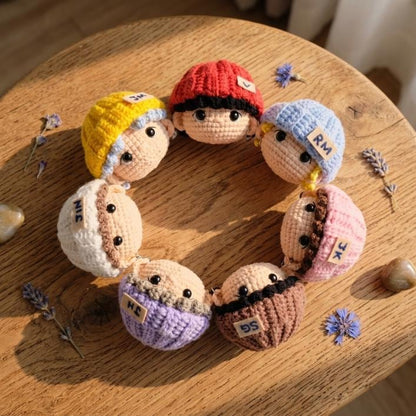 Kpop Band Crochet Doll Keychain Set, Handmade Kpop Band Plush Mini Dolls, Cute Members of KPop Group Gift, Fanmade Keyring Accessories