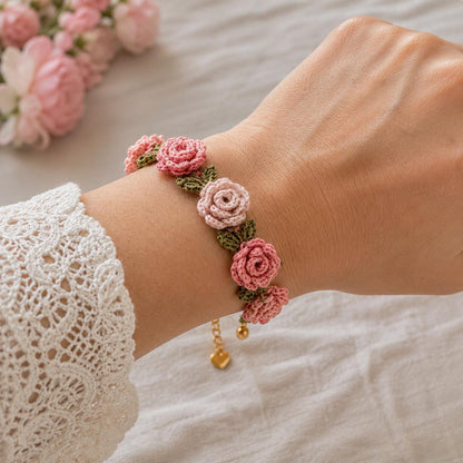 Crochet Flower Bracelet, Handmade Daisy Bracelet, Floral Friendship Bracelet, Cute Summer Jewelry, Gift for Her, Adjustable Bracelet
