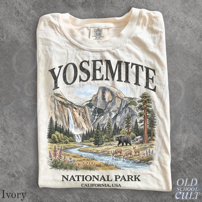 Yosemite National Park Vintage 90s Graphic T-Shirt, Retro Comfort Colors® California Wildlife Bear USA Unisex Tee