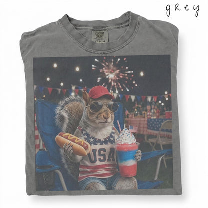 Comfort Colors® Funny Patriotic Hotdog Slushie Squirrel Shirt 4th of July America Shirt Design Funny USA Animal Graphic Top Independence Day
