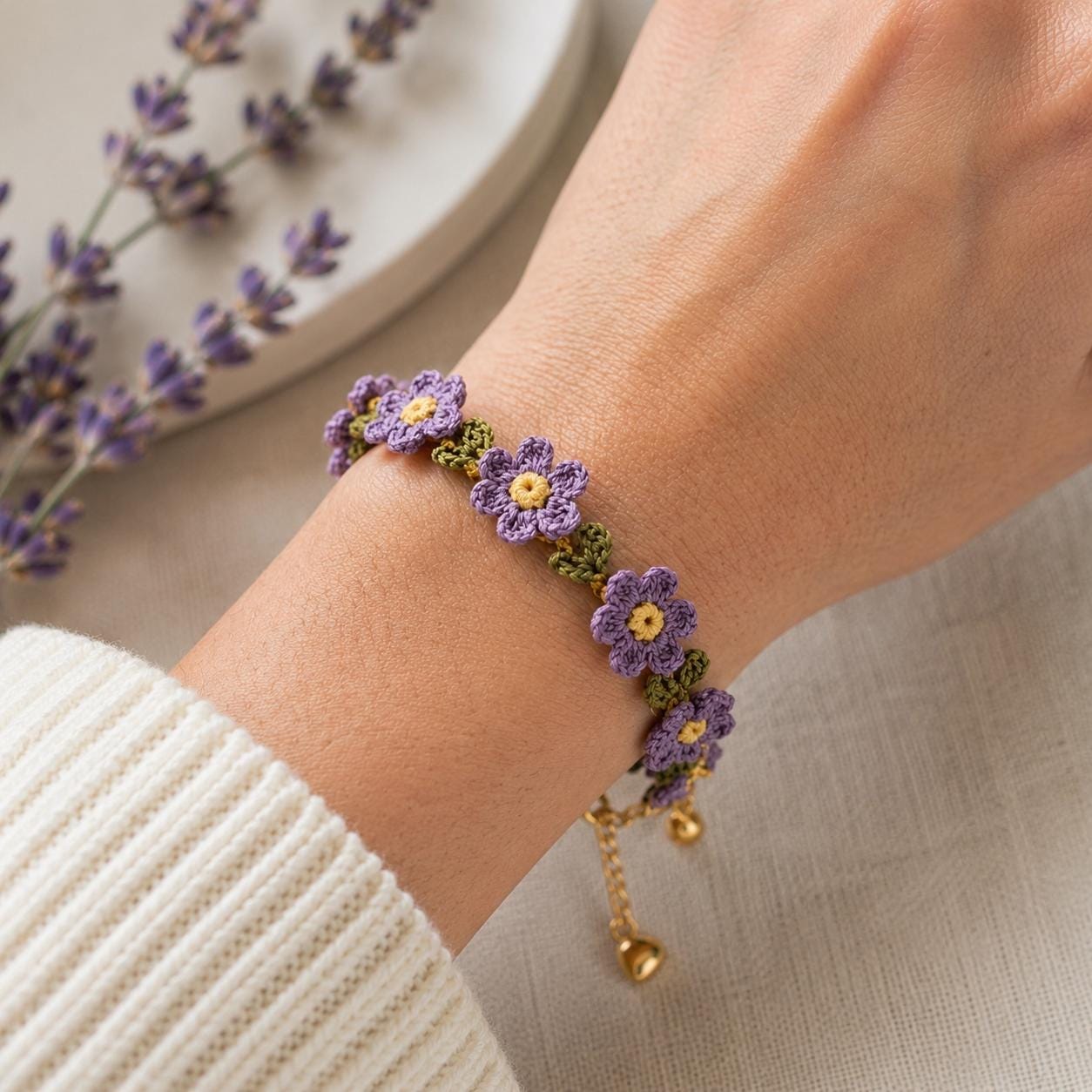 Crochet Flower Bracelet, Handmade Daisy Bracelet, Floral Friendship Bracelet, Cute Summer Jewelry, Gift for Her, Adjustable Bracelet
